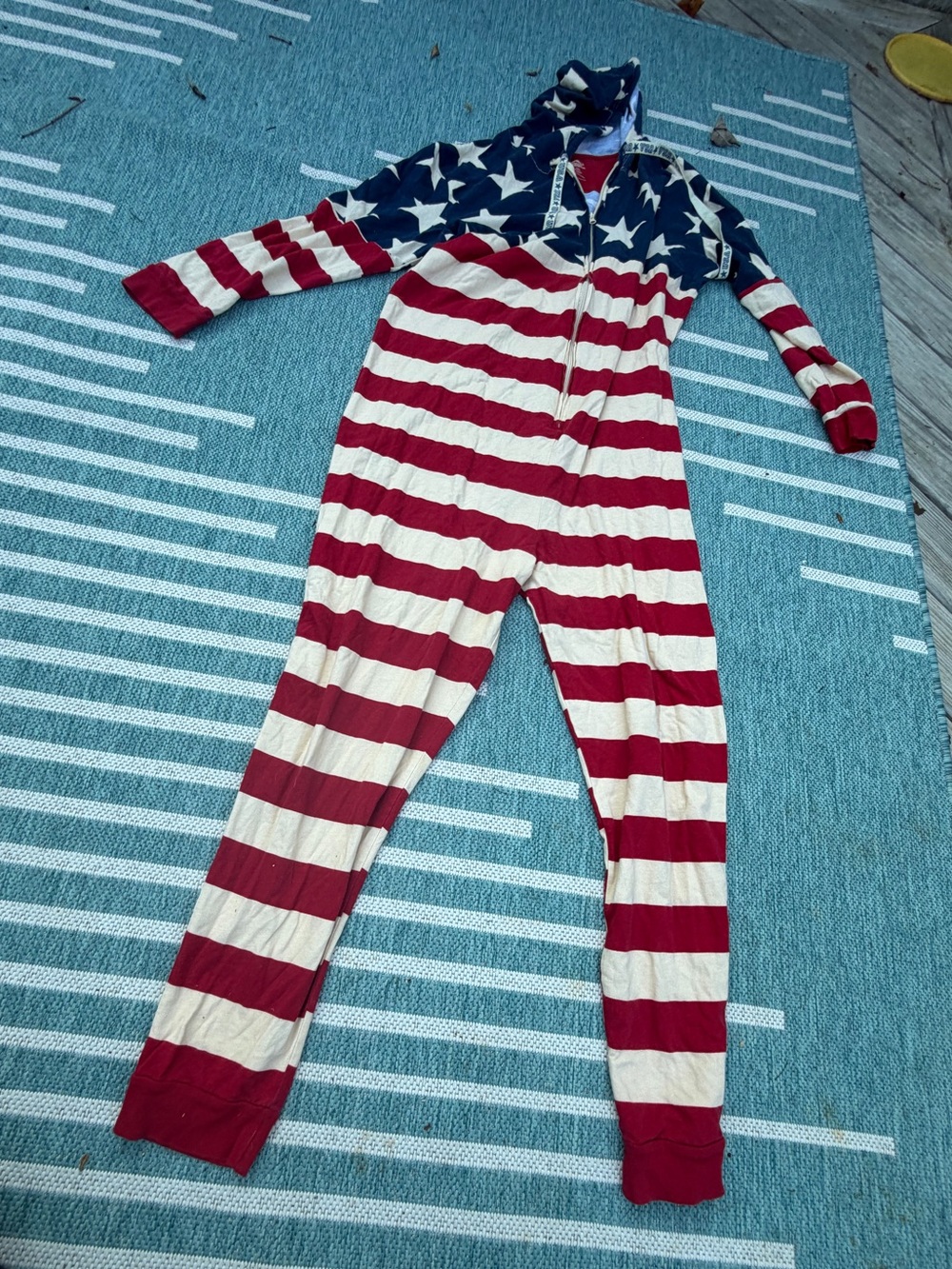 Under disguise 1 Piece Stars & Stripes Red, White & Blue size large XL